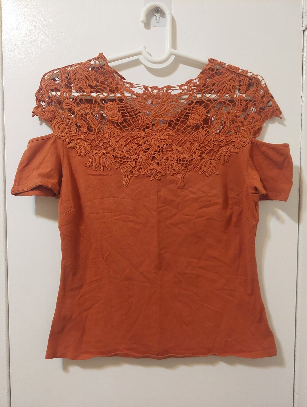 VENUS Women’s Crochet Cold Shoulder Top Rust Orange Size L